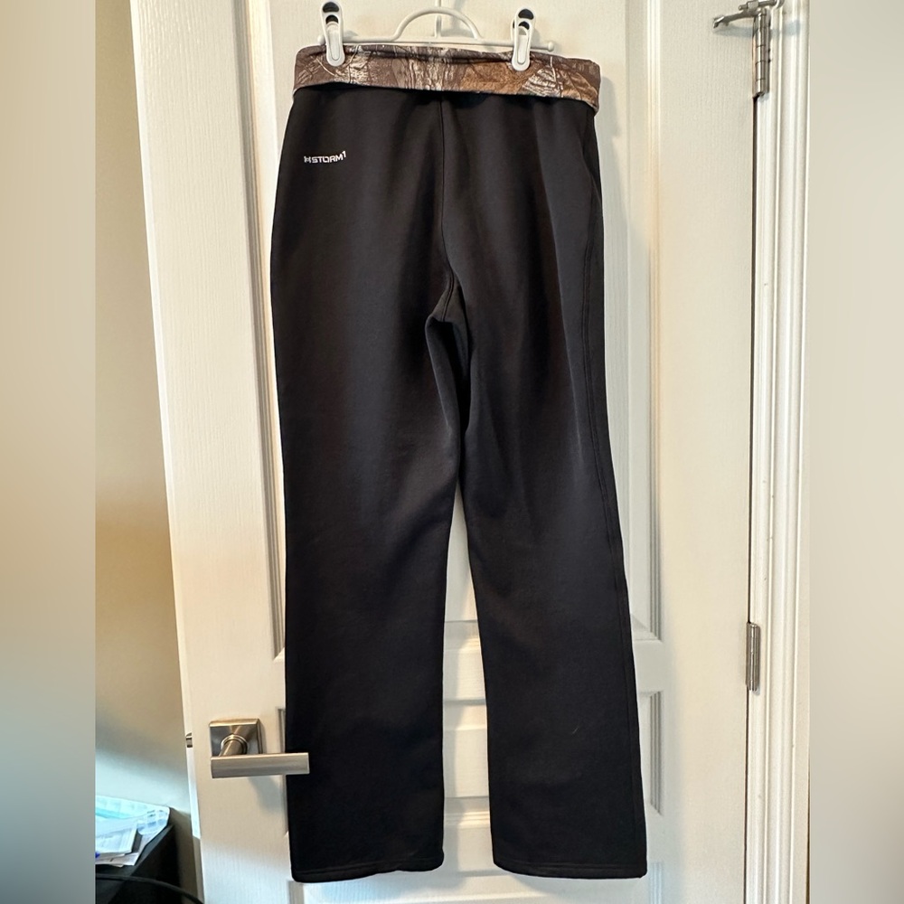 Under Armour ladies sweat pants 👖 wide leg - Picture 2 of 5
